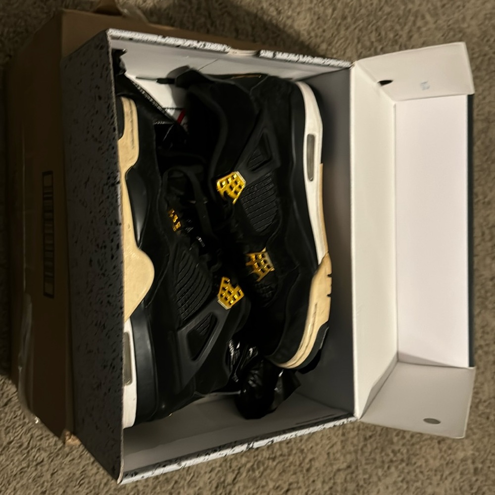 Jordan 4